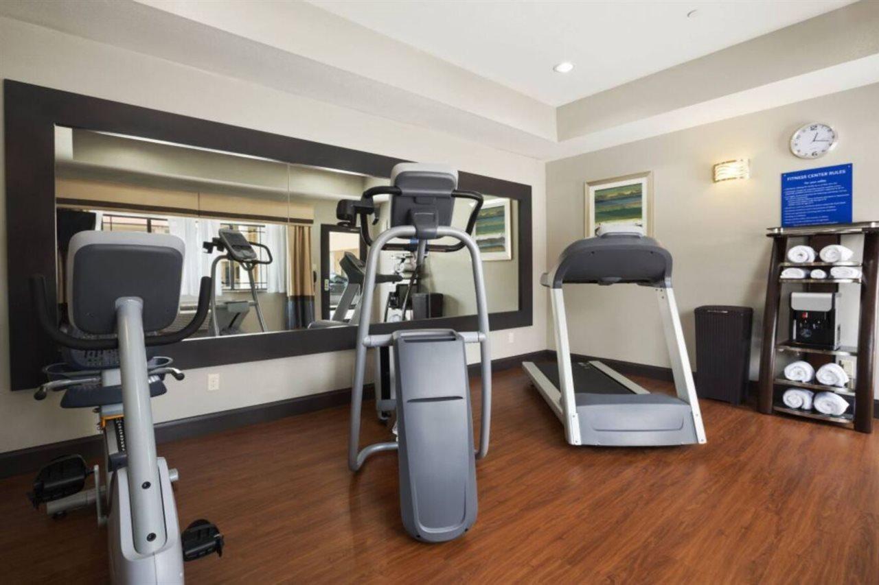 Days & By Wyndham Houston North-spring Motel Westfield