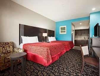 Days & By Wyndham Houston North-spring Motel Westfield